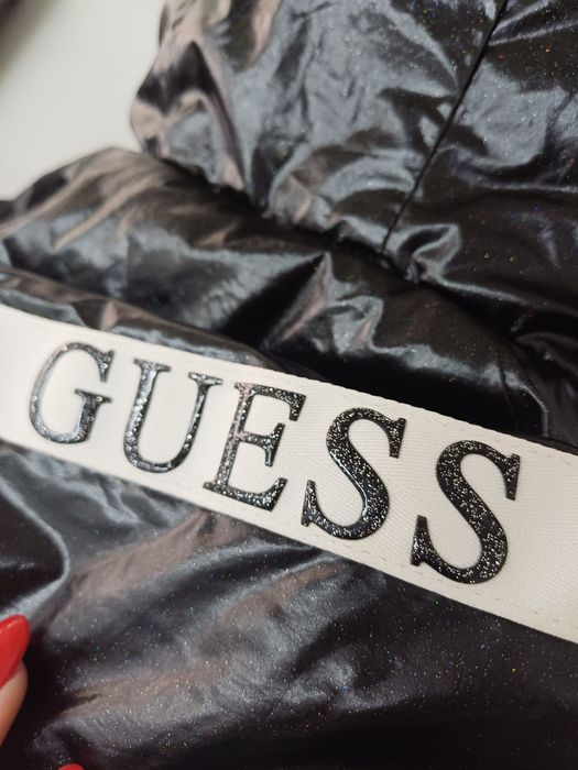 Casaco da Guess 12