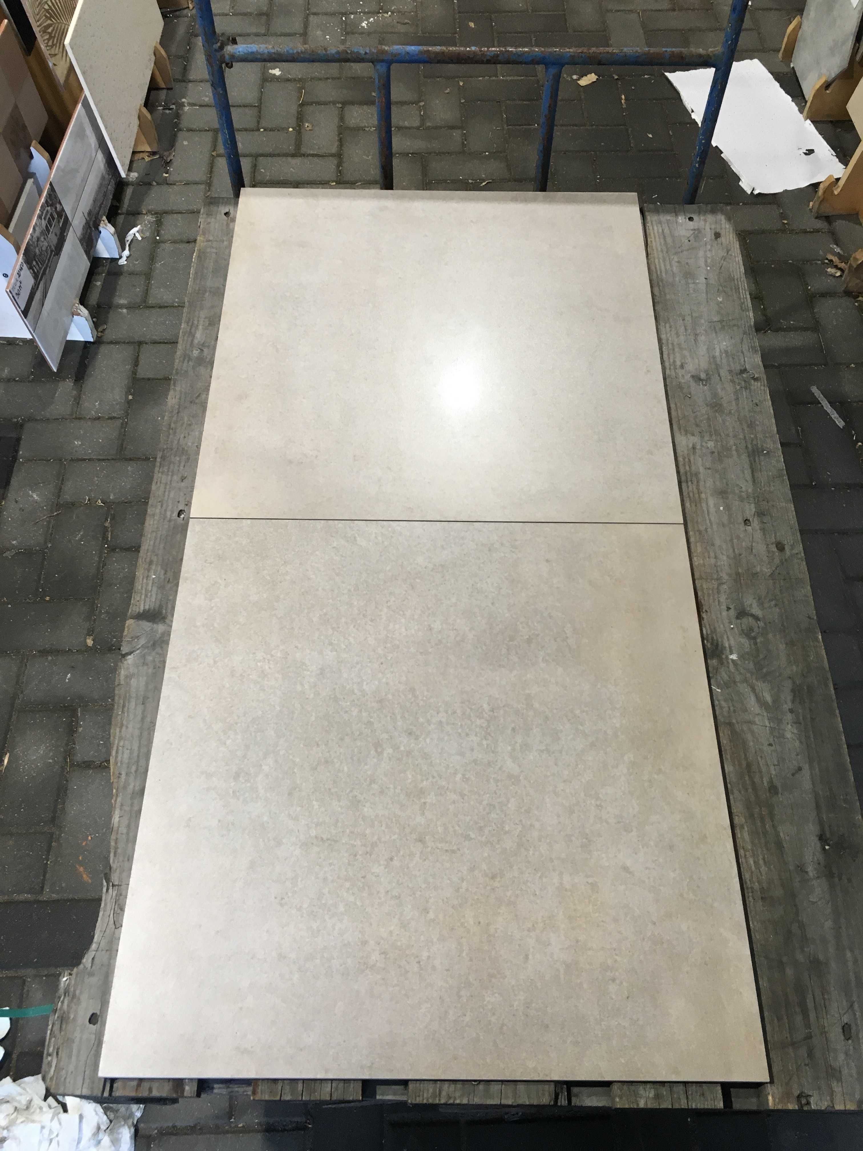 Gres / płytka podłogowa AZUVI 59,6X59,6
