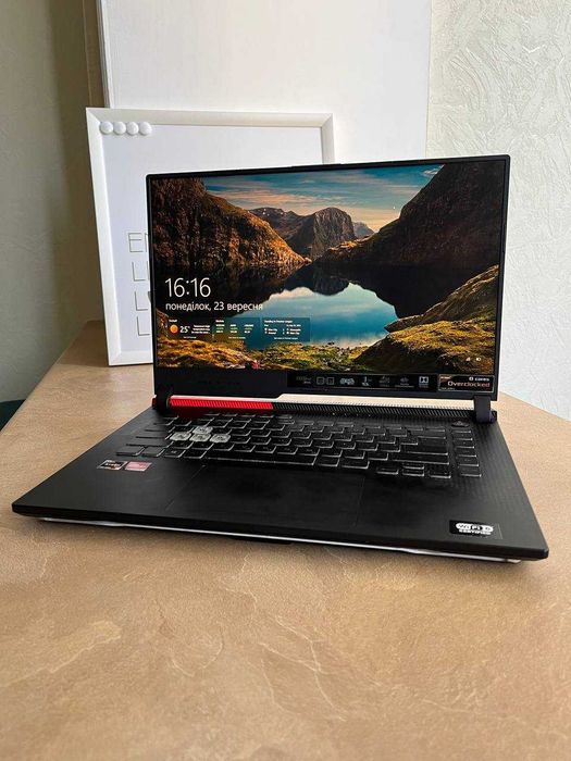 Ноутбук ASUS ROG Strix G15 G513QY