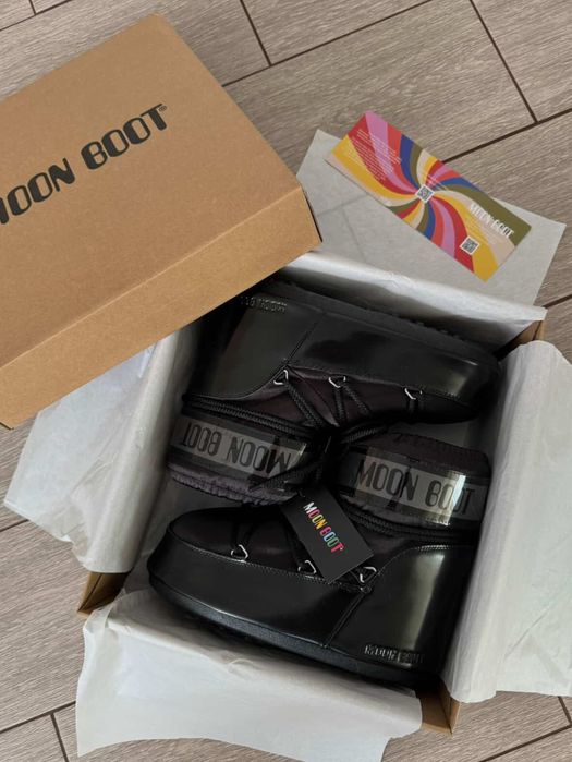 Зимові Чоботи Moon Boot (нові)