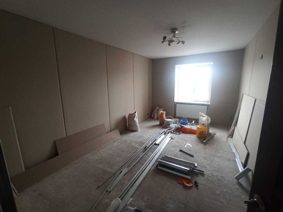 Продається 3 кімнатна квартира м. Калинівка 5827