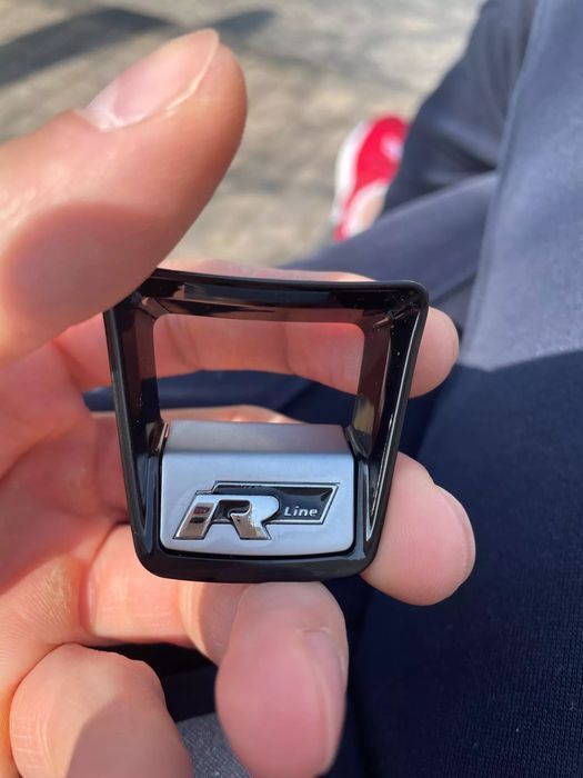 вставка в руль volkswagen r line golf 7 tiguan passat b8 jetta