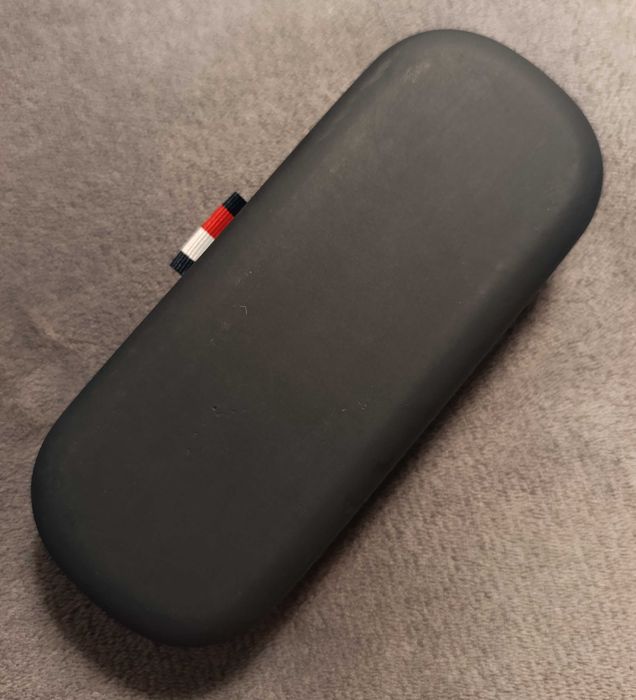 Pudełko Etui na okulary Tommy Hilfiger