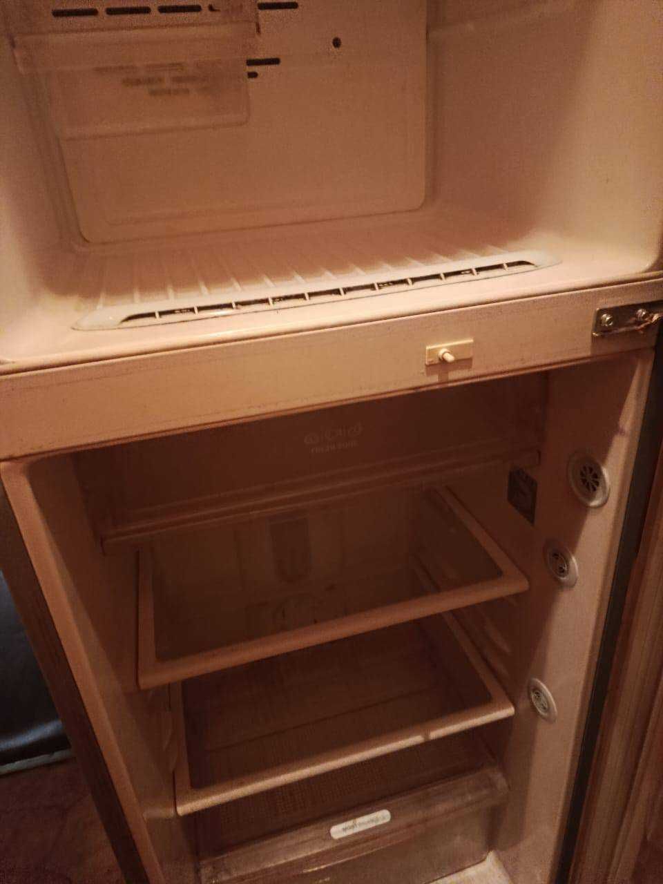 Холодильник LG б/в