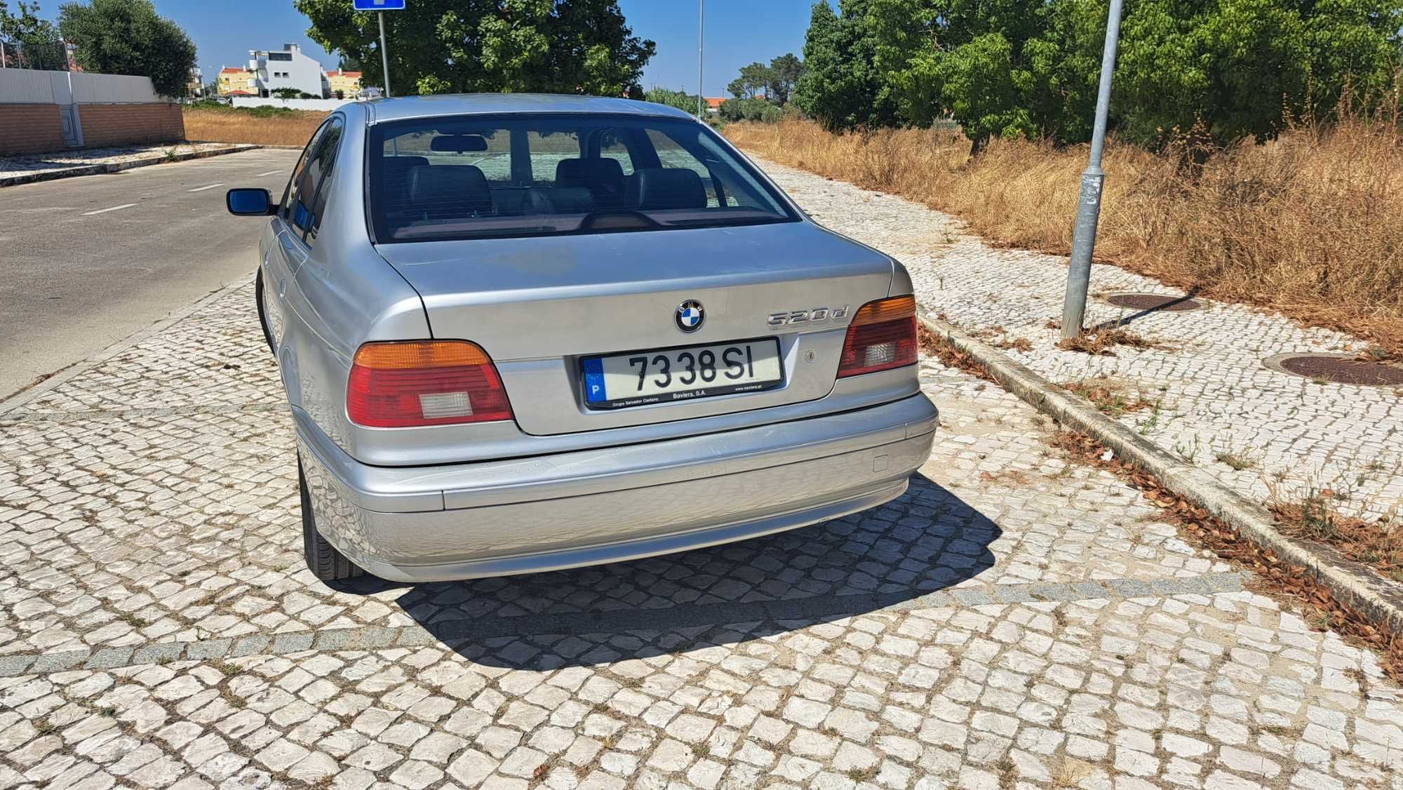 BMW E39 520d 2001 - manual 136cv