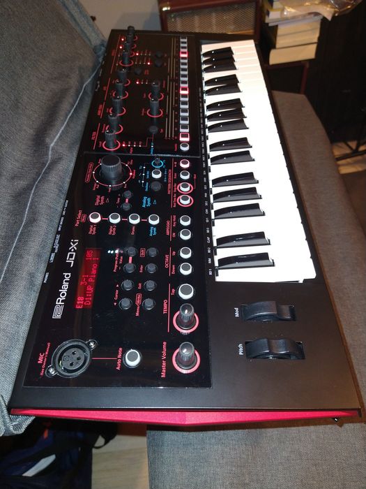 Syntezator Roland jd-xi
