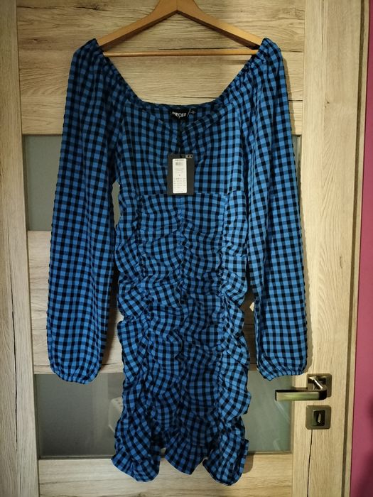 Sukienka hiszpanka Pieces r. M