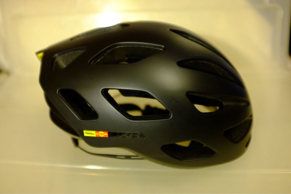 Capacete ciclismo Mavic modelo CXR