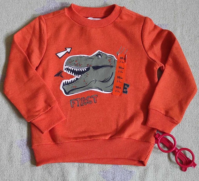 Светр хлопчачий (Новий) (вік : 2-3роки)