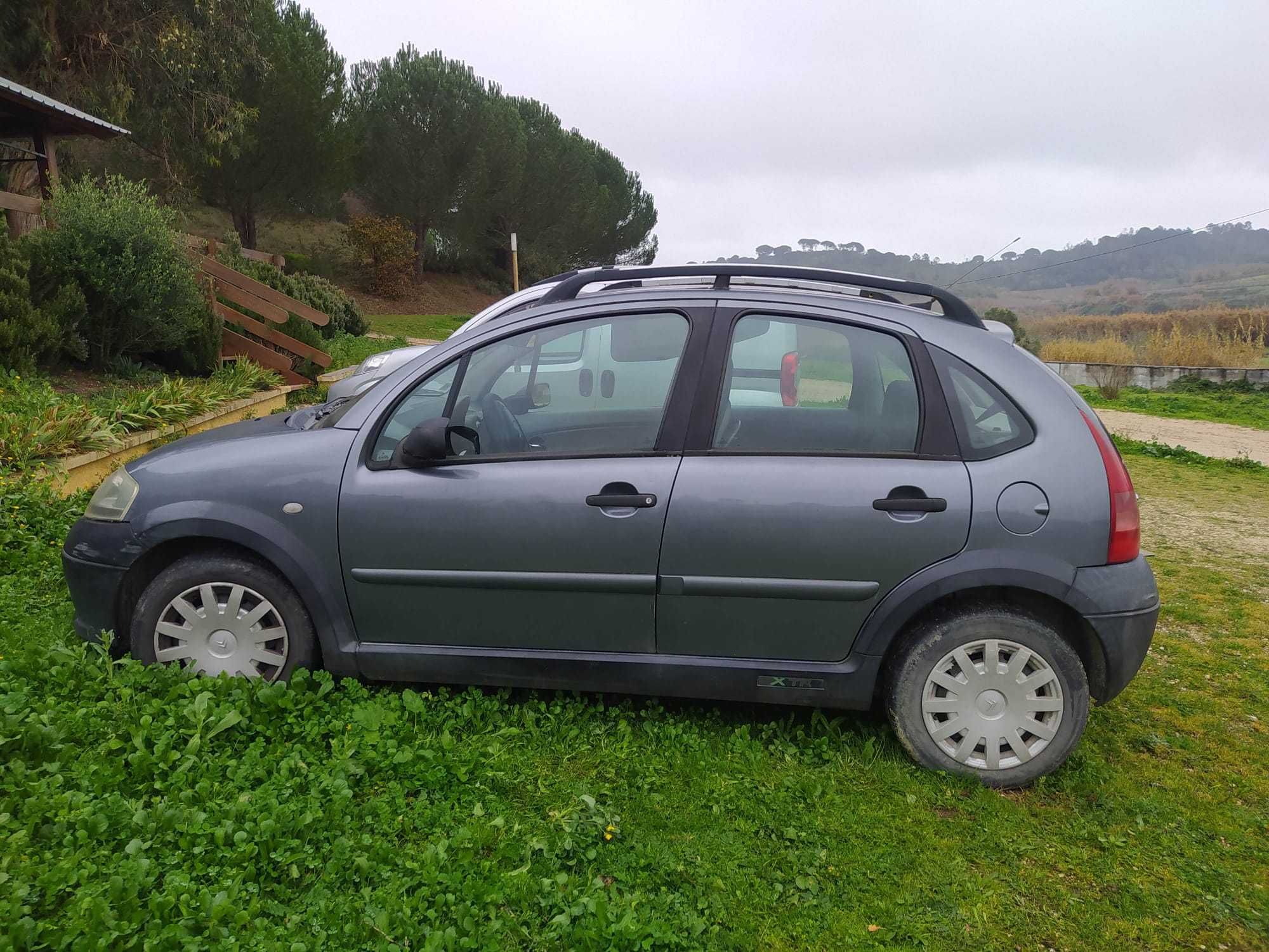 Citroen C3 de 2005 diesel, caixa manual, não troco