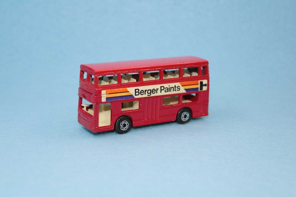 Miniatura antiga Matchbox Superfast Autocarro