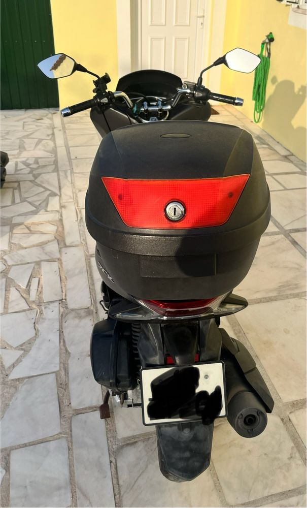 Honda PCX - usada