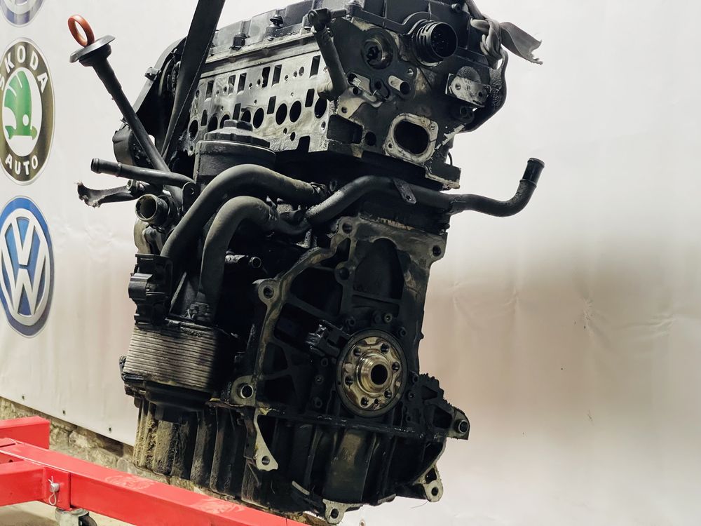 Мотор BKP 2.0 TDI 103kw двигун Пассат Б6 двигатель passat b6