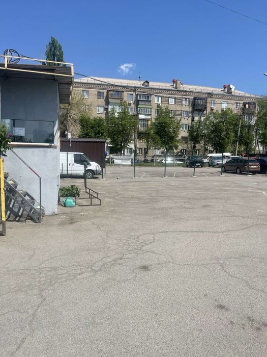 Оренда площадки для спецтехніки, фур, комерційного транспорту