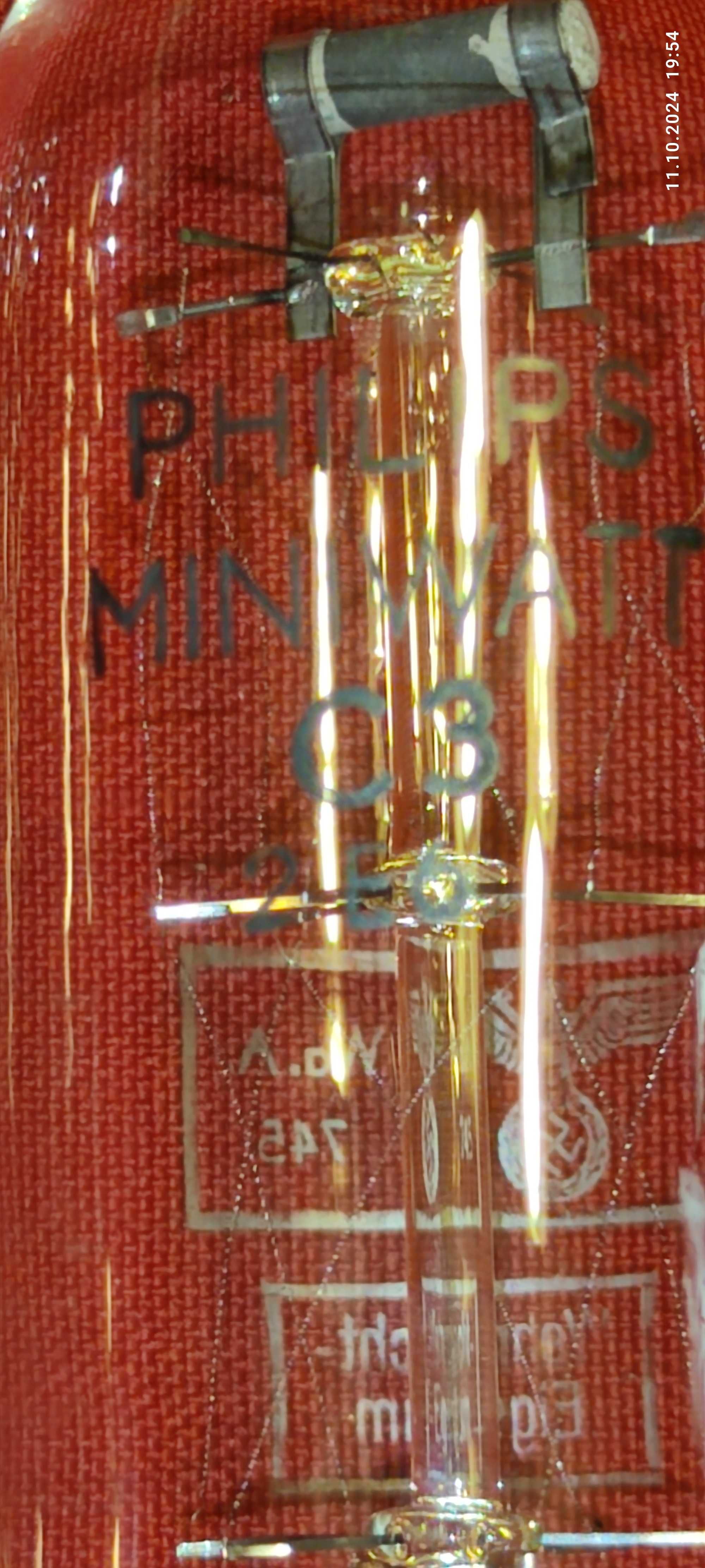 Lampa elektronowa Philips Miniwatt C3 2E6 Wehrmacht Eigentum