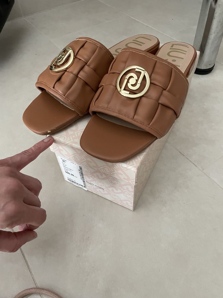 Nowe klapki skóra naturalna Liu Jo 41 26,5 cm