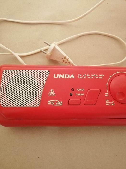 Радіоприймач Unda,радиоприёмник,радио,радіо ссср
