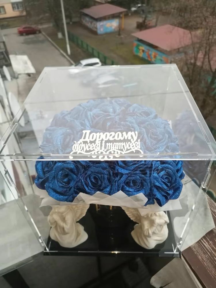 Коробка для квітів 35x35x35 cм. Акрил прозорий.