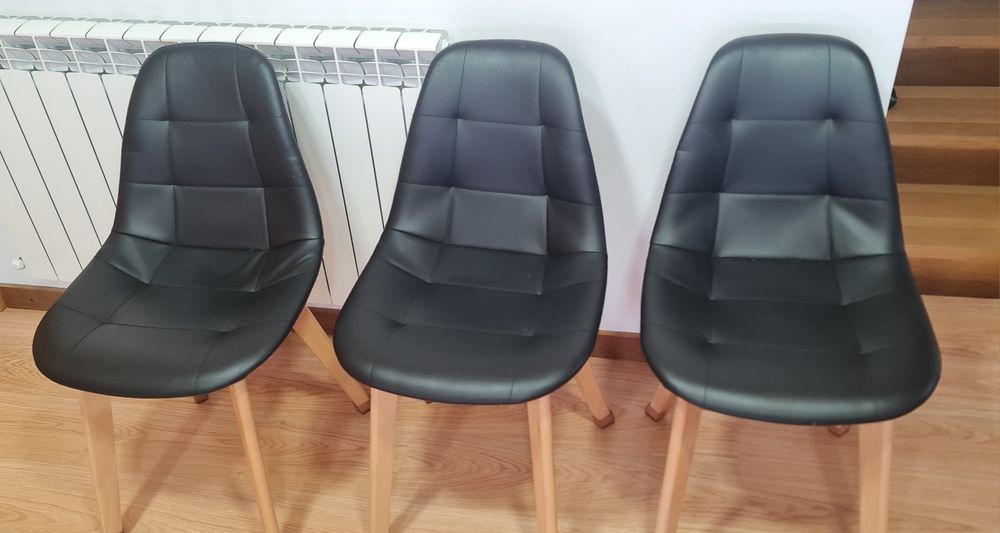 Cadeiras napa preta