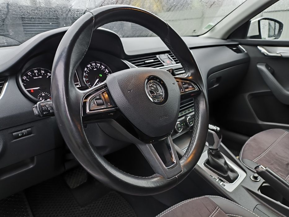 Skoda Octavia A7 1.6 TDI 2016 • Ідеальний стан • Без підкрасів