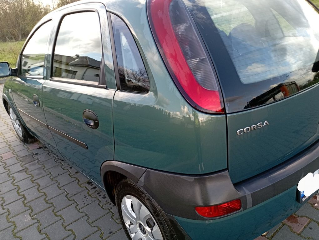 Opel Corsa 1.0       12v Comfort stan wzorcowy bez korozji