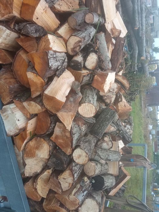 Sezonowane drewno kominkowe akacja, olcha  oraz opałowe  liściaste