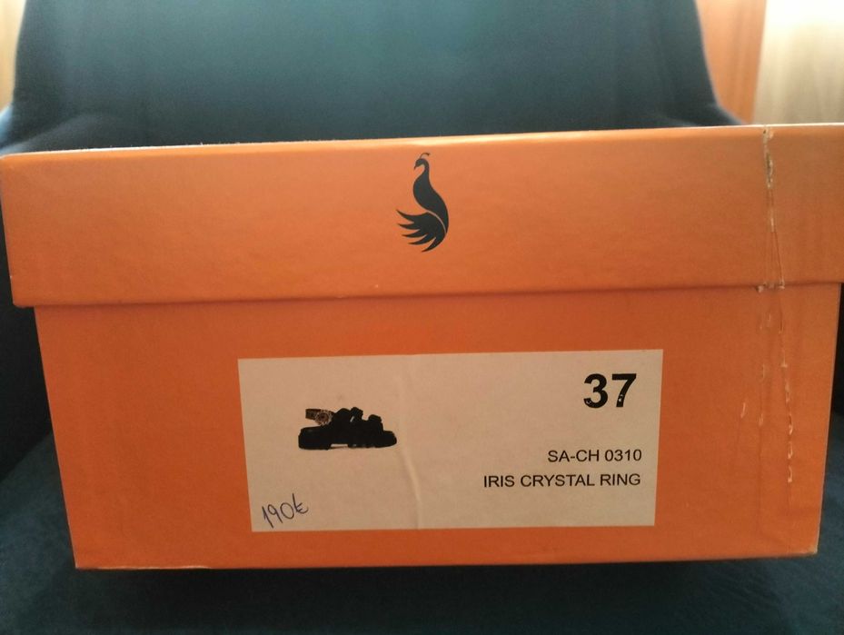 Sandálias senhora novas