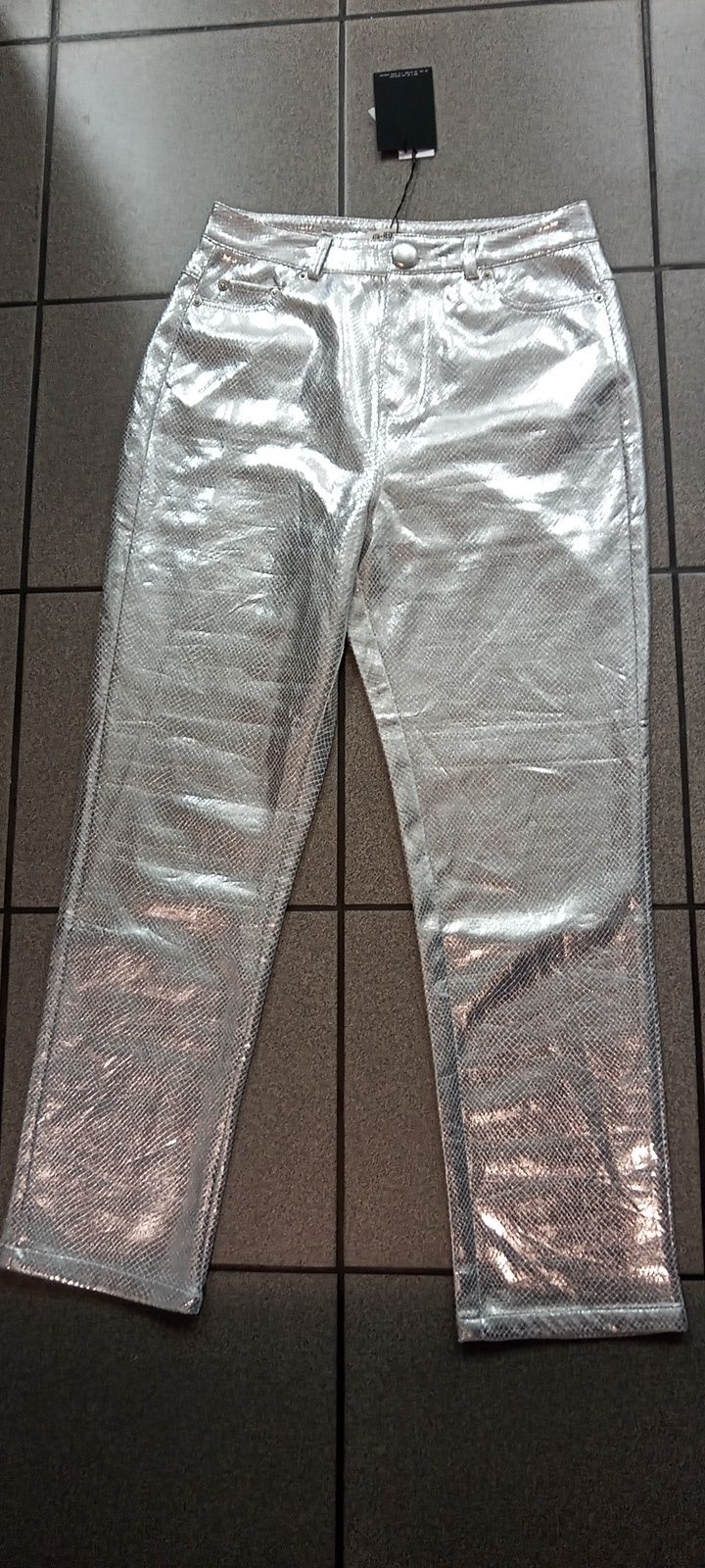 Srebrne metaliczne spodnie 4th & Reckless r.38/M