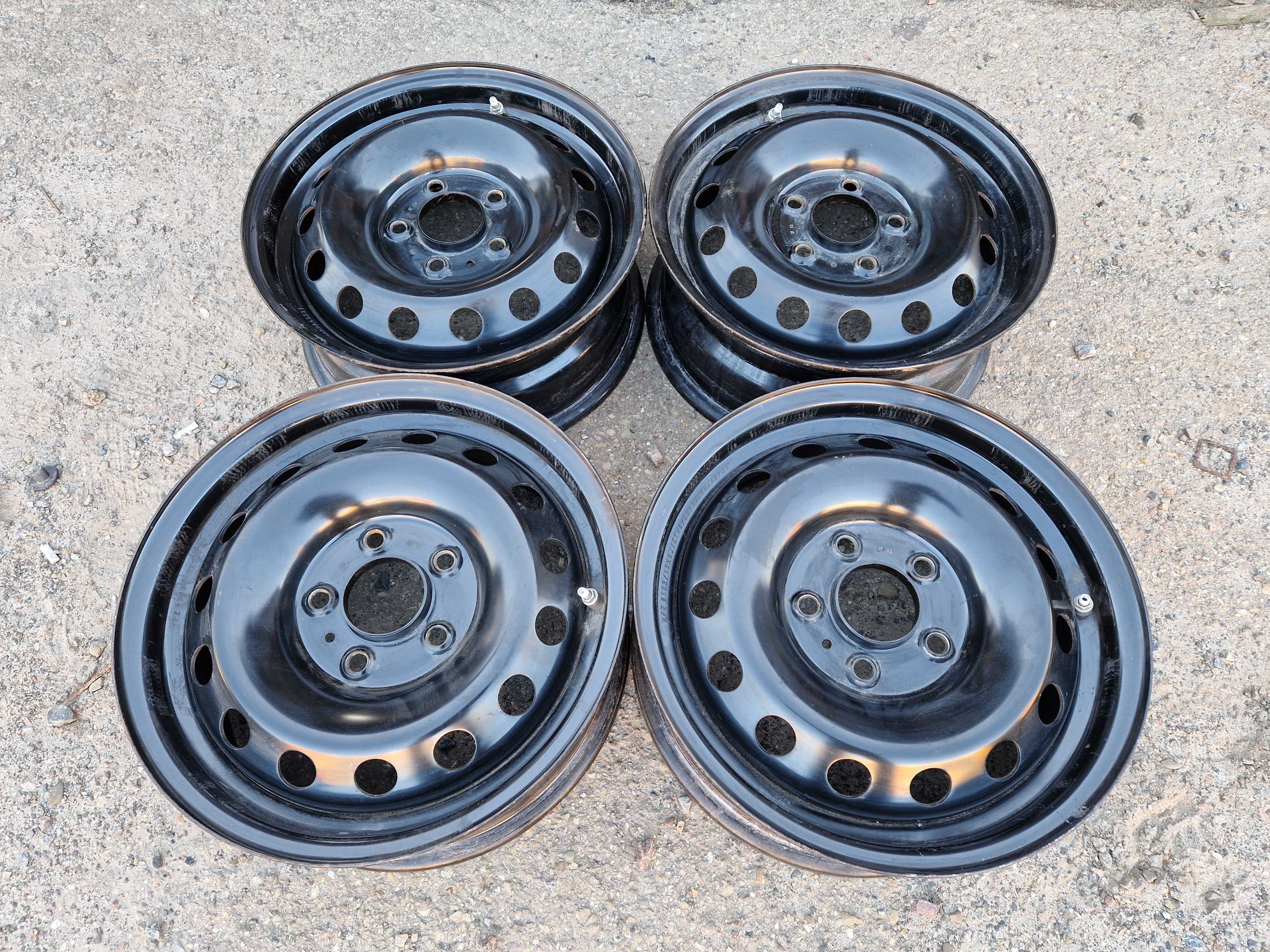 Стальные диски/Металеві диски R15 5x114.3 Hyundai/Kia/Mazda/Mitsubishi