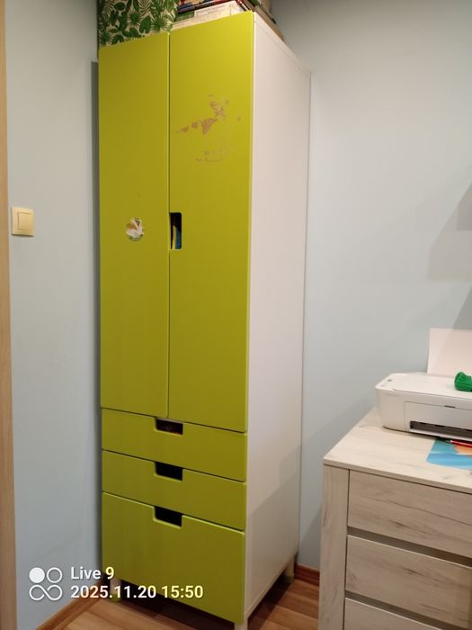 Szafa do pokoju dziecięcego z szufladami Ikea