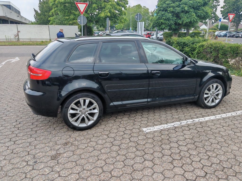 Audi A3 1.6 TDI 105cv – Muito Estimado – Full Extras