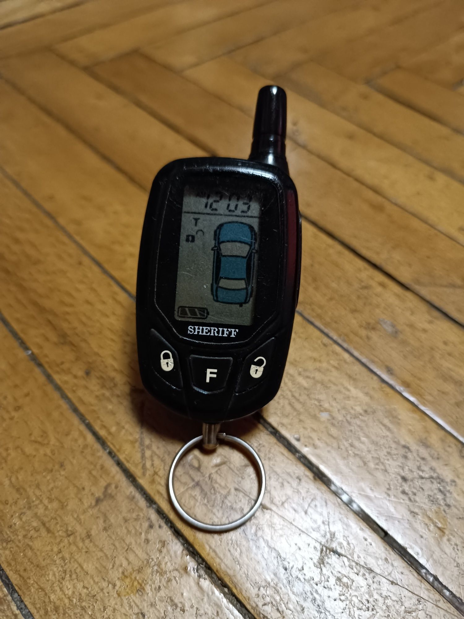 Брелок автосигнализацыи Sheriff 5BTX900LCD.