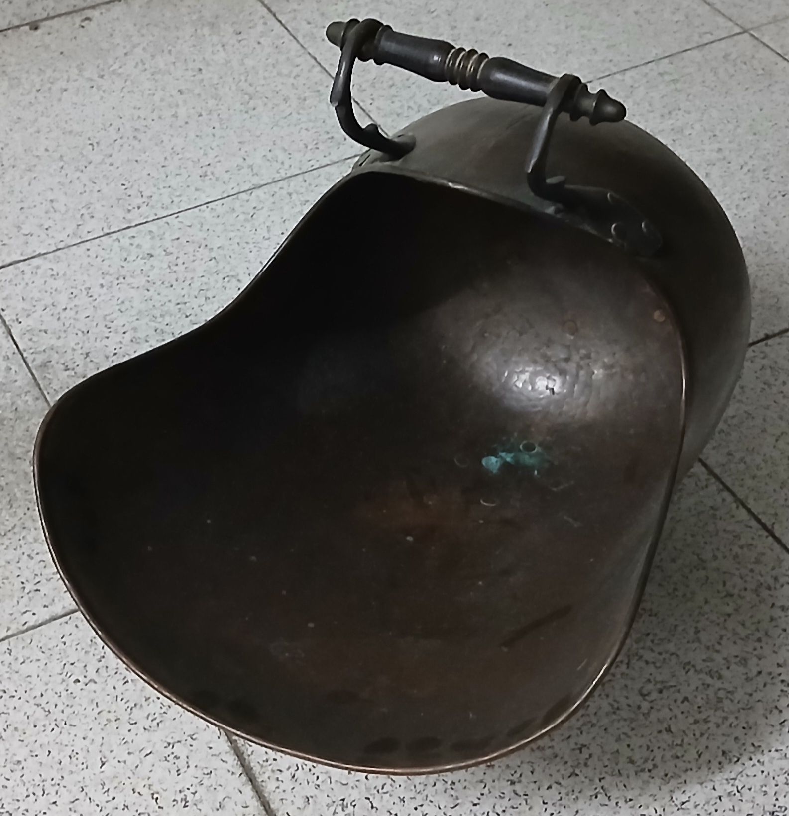 Balde de apoio à lareira para carvão/cinzas