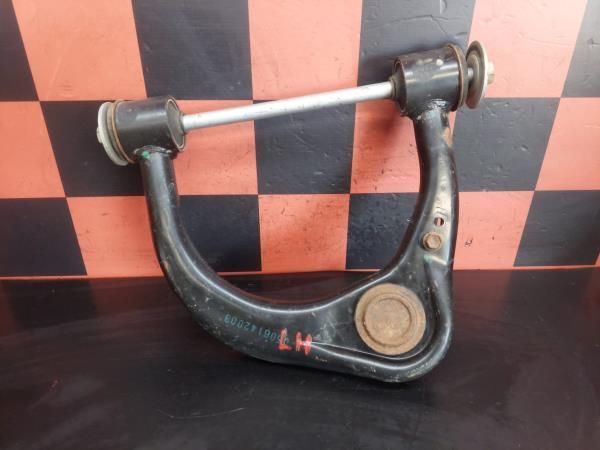 Braço Suspensão Frente Esquerdo Toyota Hilux Viii Pick-Up (_N1_)