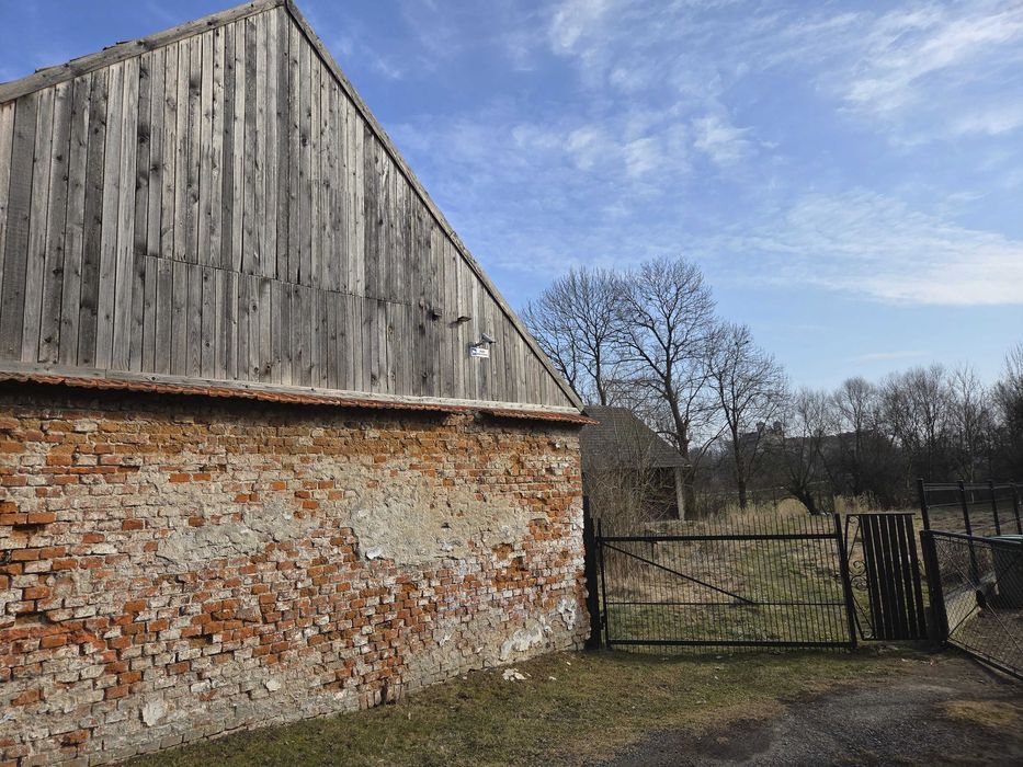 Atrakcyjna działka budowlana z widokiem na klasztor w Tyńcu