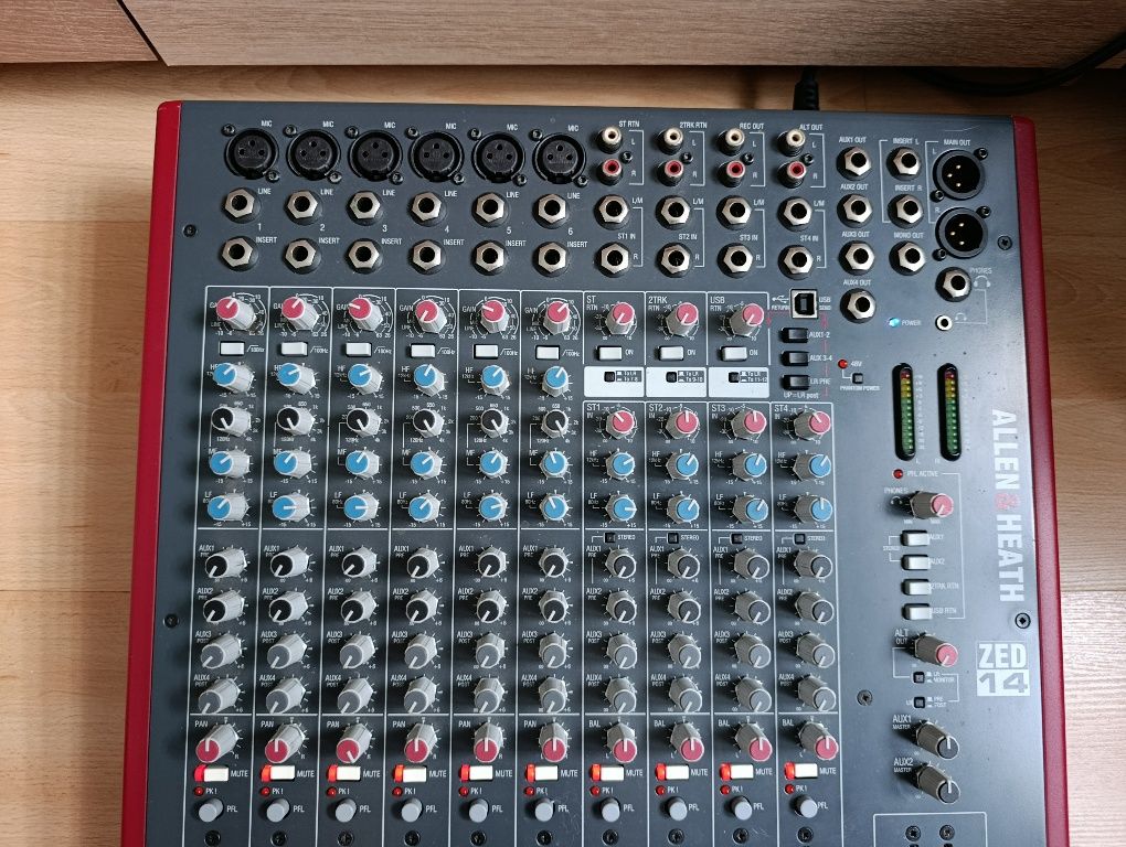 Allen Heath zed14
