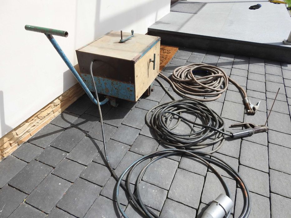 Spawarka transformatorowa z rozruchem i prostownikiem na 230V lub 400V