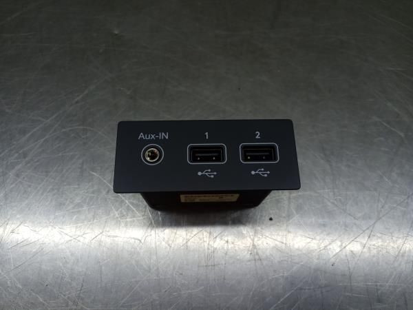Módulo USB / AUX / IPOD RENAULT Captur II
