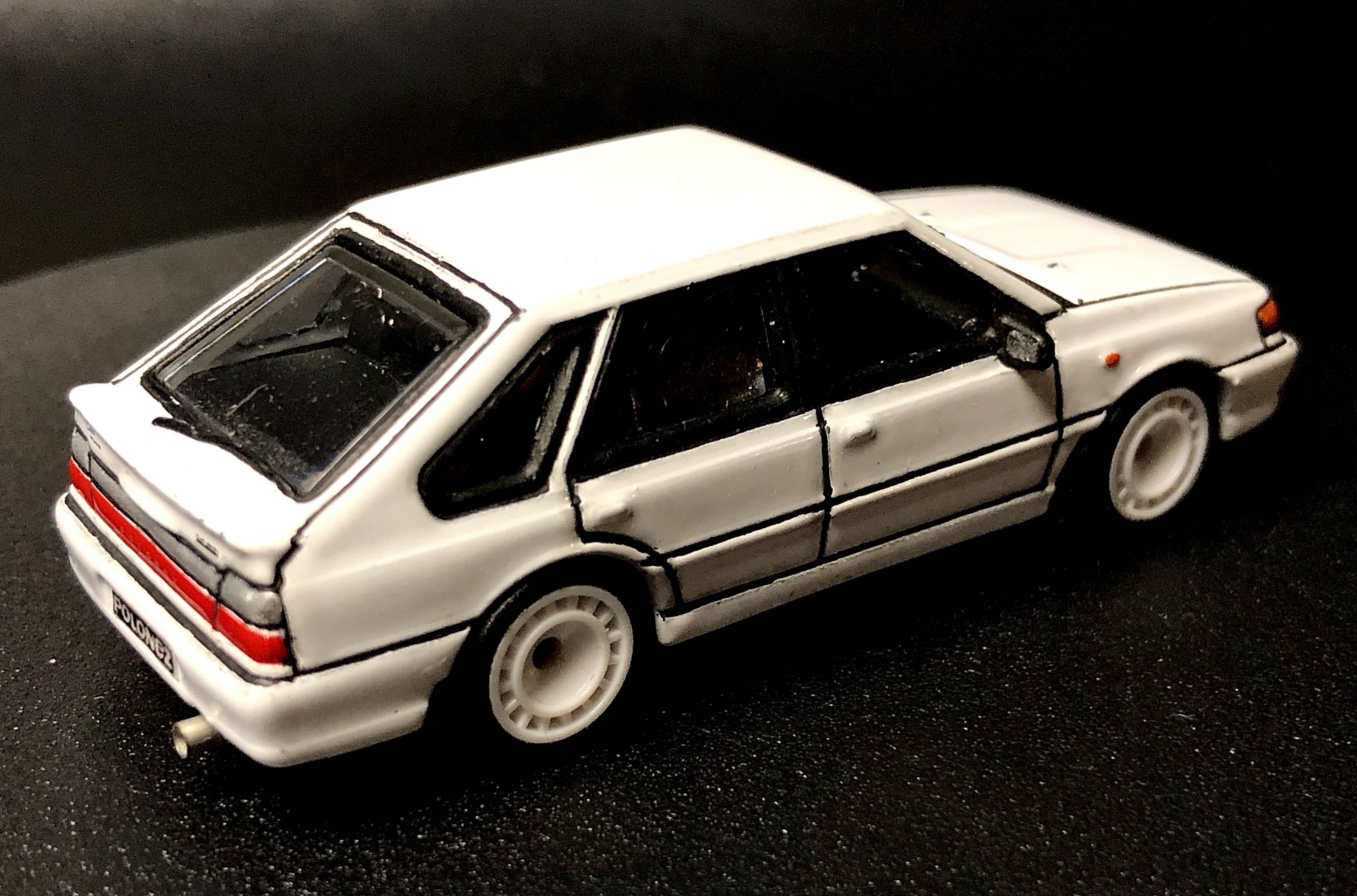 Polonez Caro Plus Welly 1:60 Custom model jak Premium