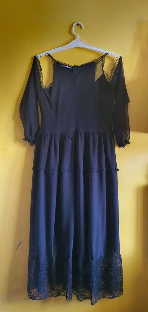 Sukienka Hiszpanka czarna plus size