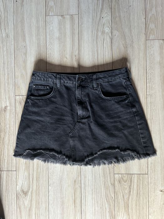 czarna spódniczka mini jeansowa