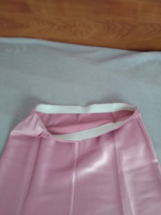 юбка розовая атласная