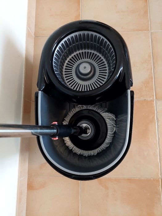 Balde e esfregona rotativo