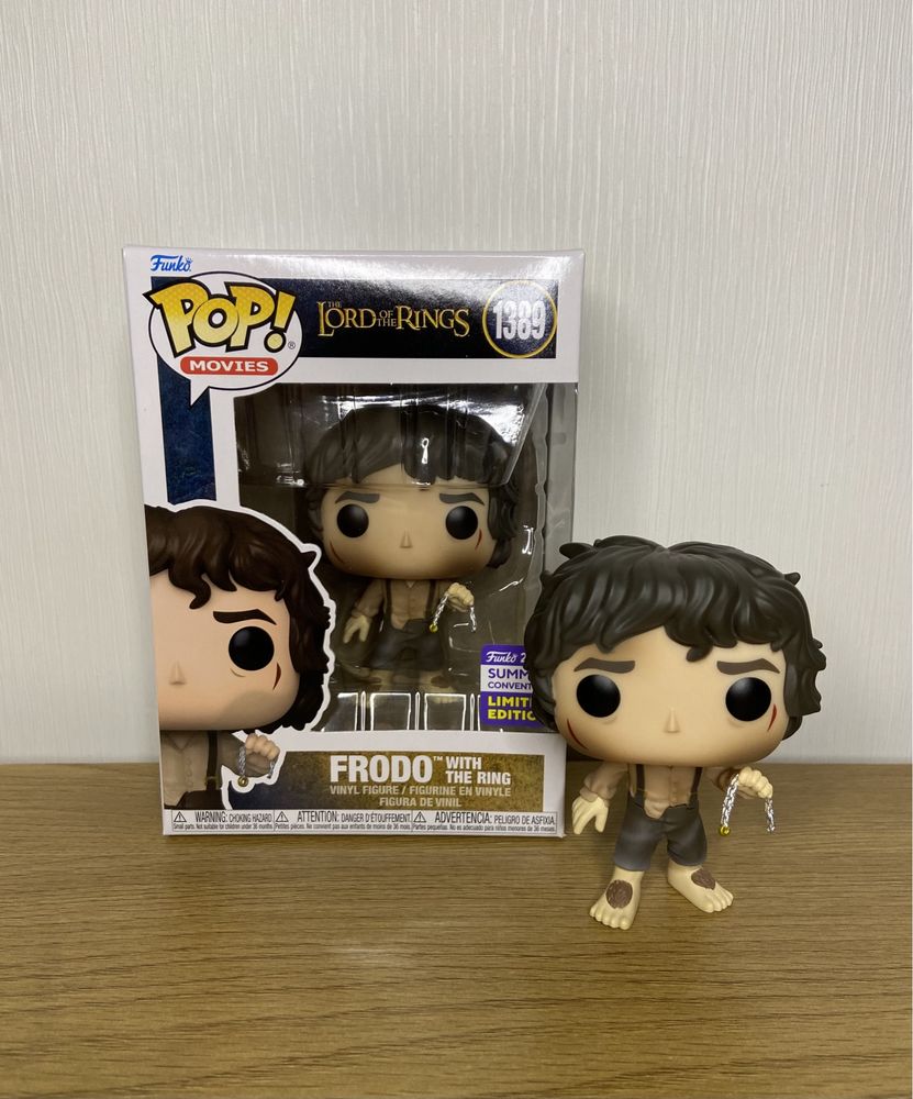 Funko Pop Frodo with ring Lord of the Rings