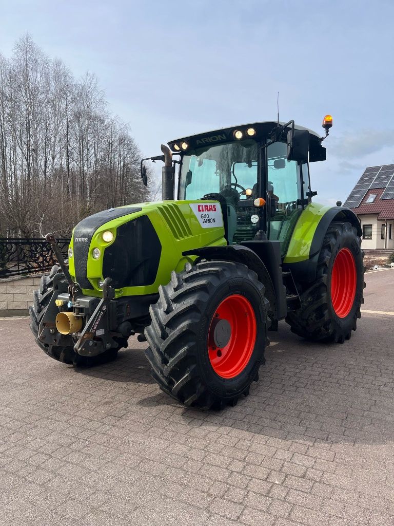 Claas arion 640 wom tuz 630 massey john deer