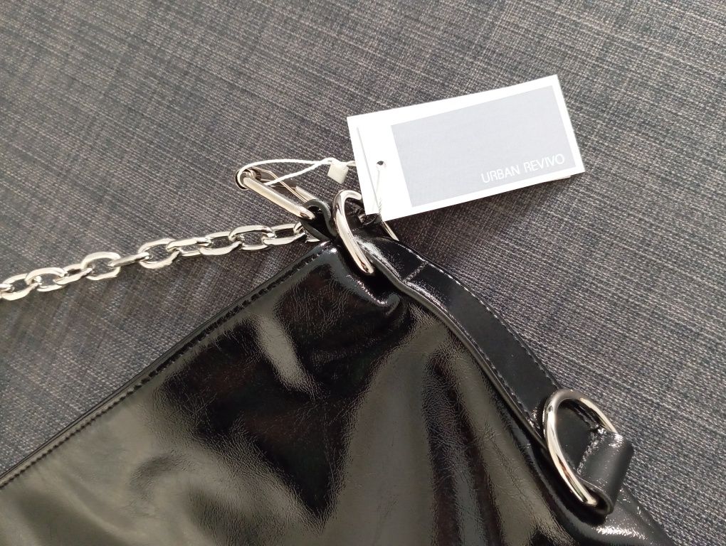 Nova bolsa de couro feminina de marca de designer independente. Por fa