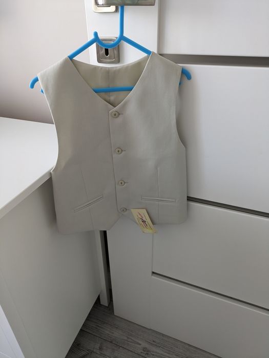 Komplet na specjalne okazje kamizelka spodnie 134