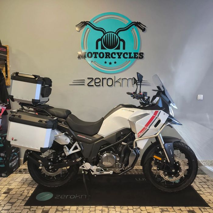 Cyclone RX4 RX4 EXPLORER