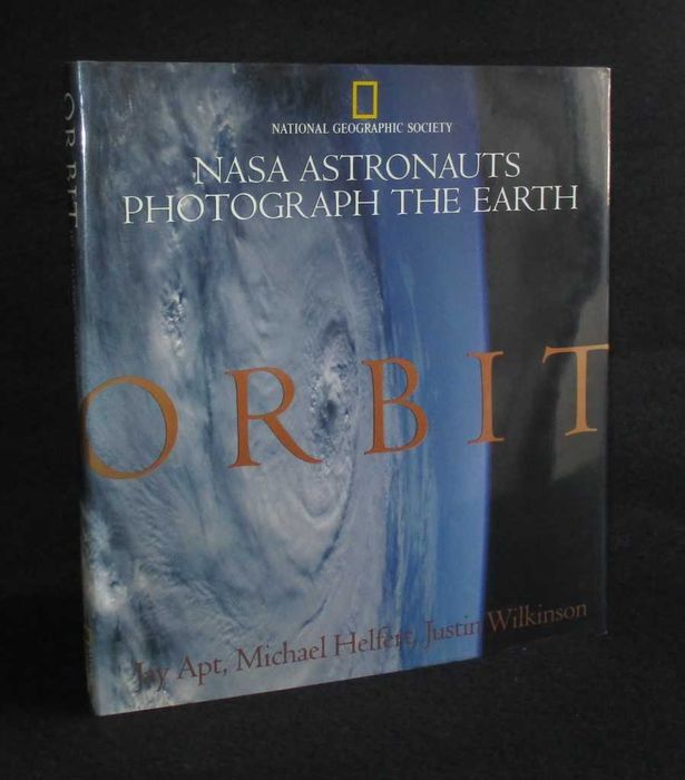 Livro Orbit Nasa Astronauts Photograph The Earth