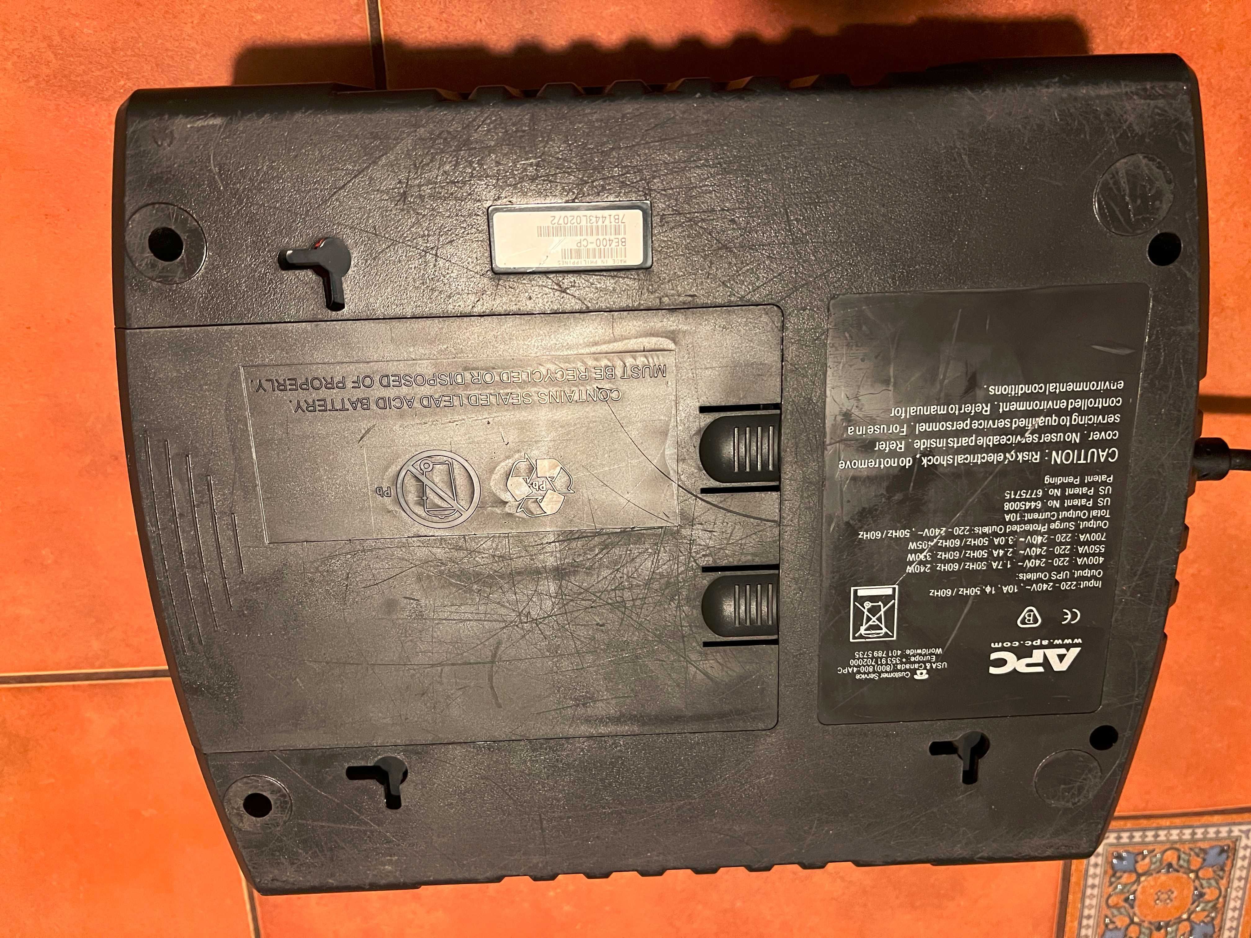 Zasilacz bezprzerwowy, APC Back-UPS BE, 400VA/240W, 230V, z baterią